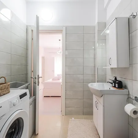 Terracotta By Apartment Vlore