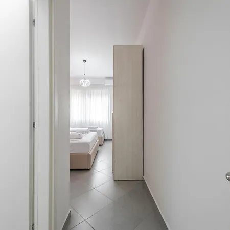 Apartment Terracotta By *