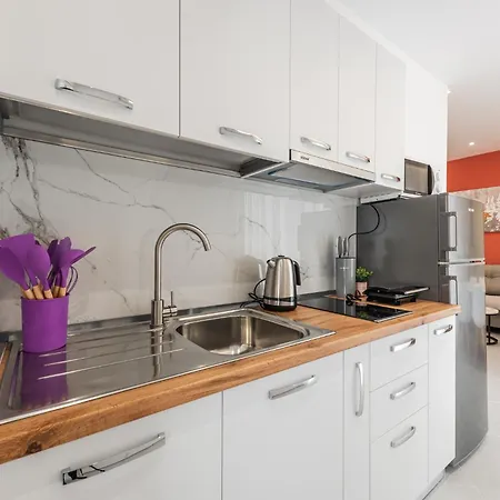 شقة Terracotta By *